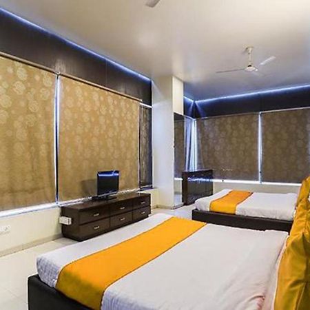 Hotel O Marigold Surate Extérieur photo