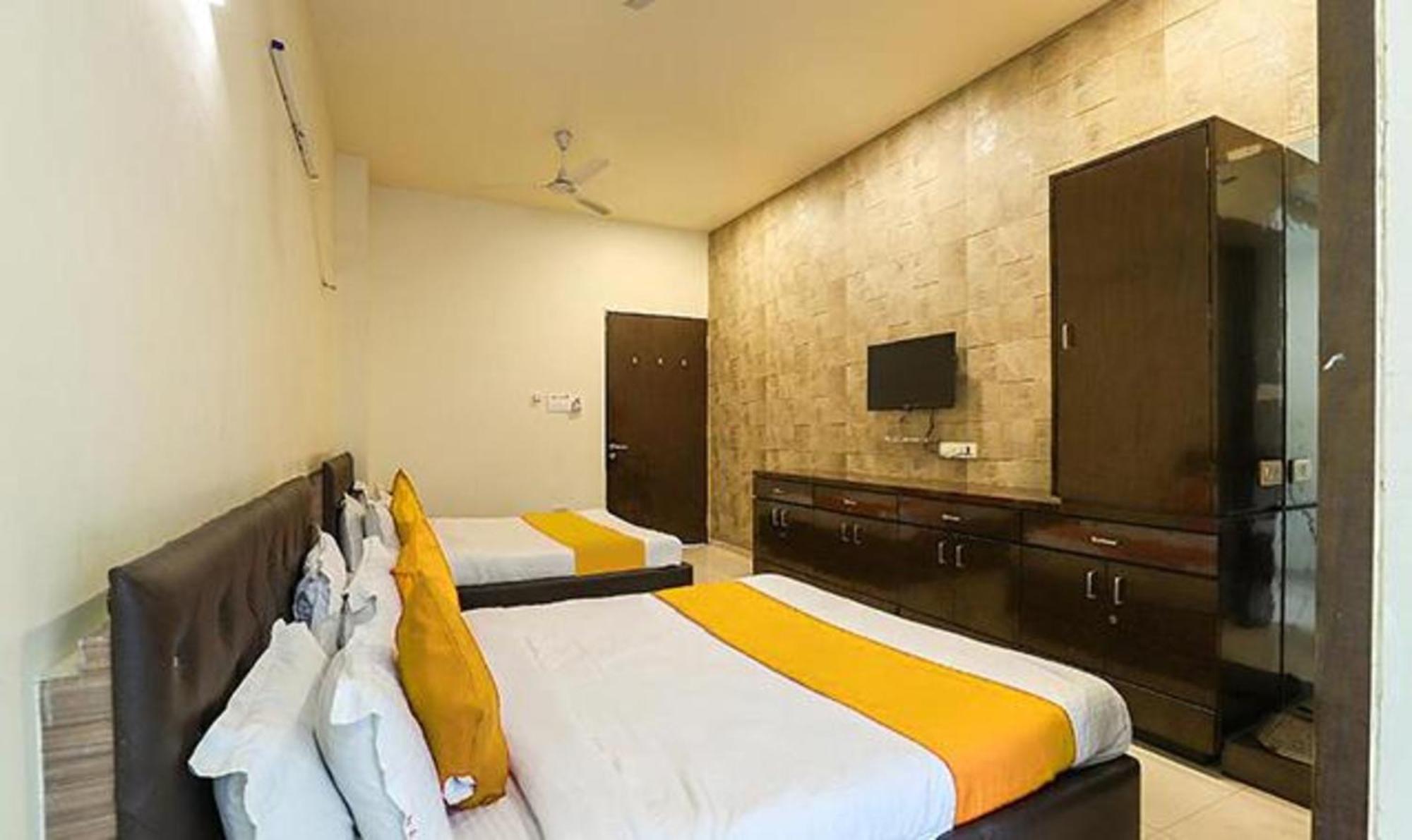 Hotel O Marigold Surate Extérieur photo