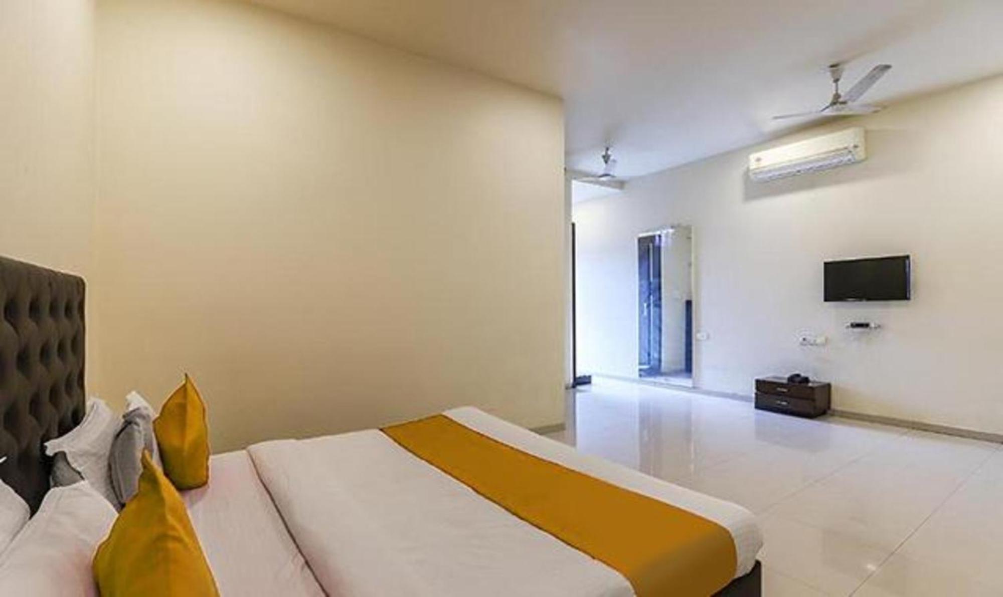 Hotel O Marigold Surate Extérieur photo